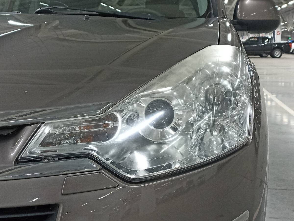 Citroen C-Crosser с пробегом — 2012 год. Фото: #16