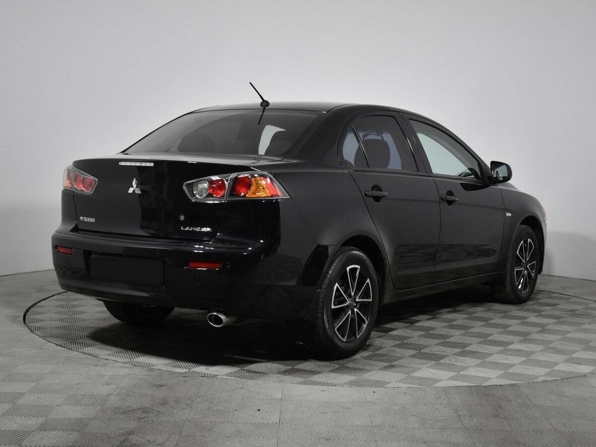 Mitsubishi Lancer с пробегом — 2012 год. Фото: #4