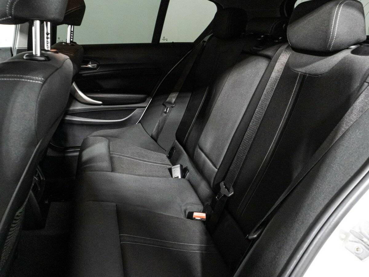 BMW 1 серии с пробегом — 2018 год. Фото: #9