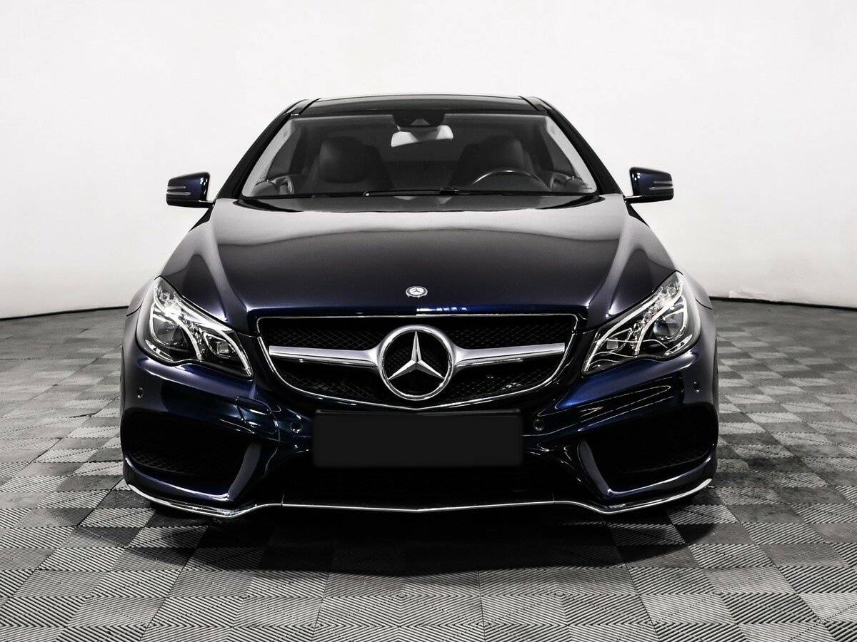 Mercedes-Benz E-Класс с пробегом — 2015 год. Фото: #1