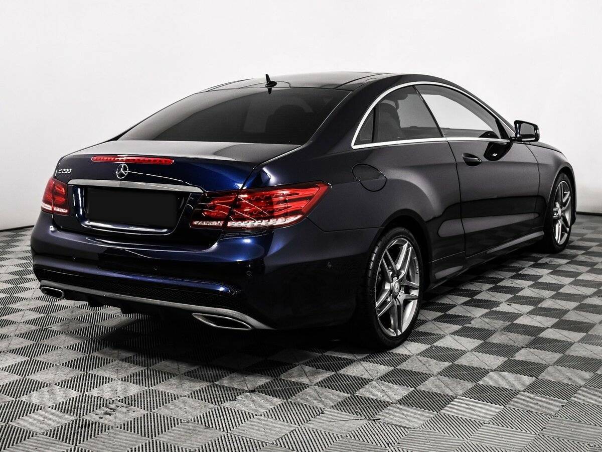 Mercedes-Benz E-Класс с пробегом — 2015 год. Фото: #4