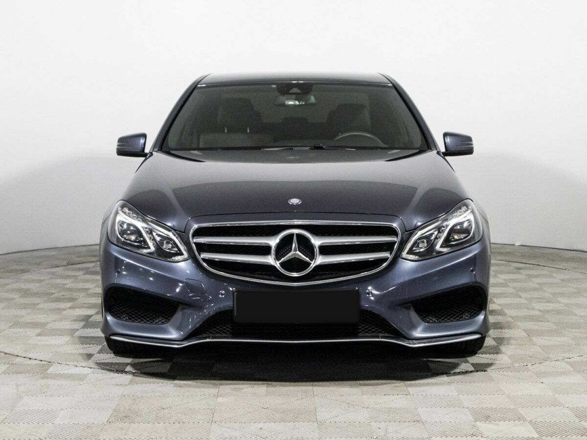 Mercedes-Benz E-Класс с пробегом — 2015 год. Фото: #1