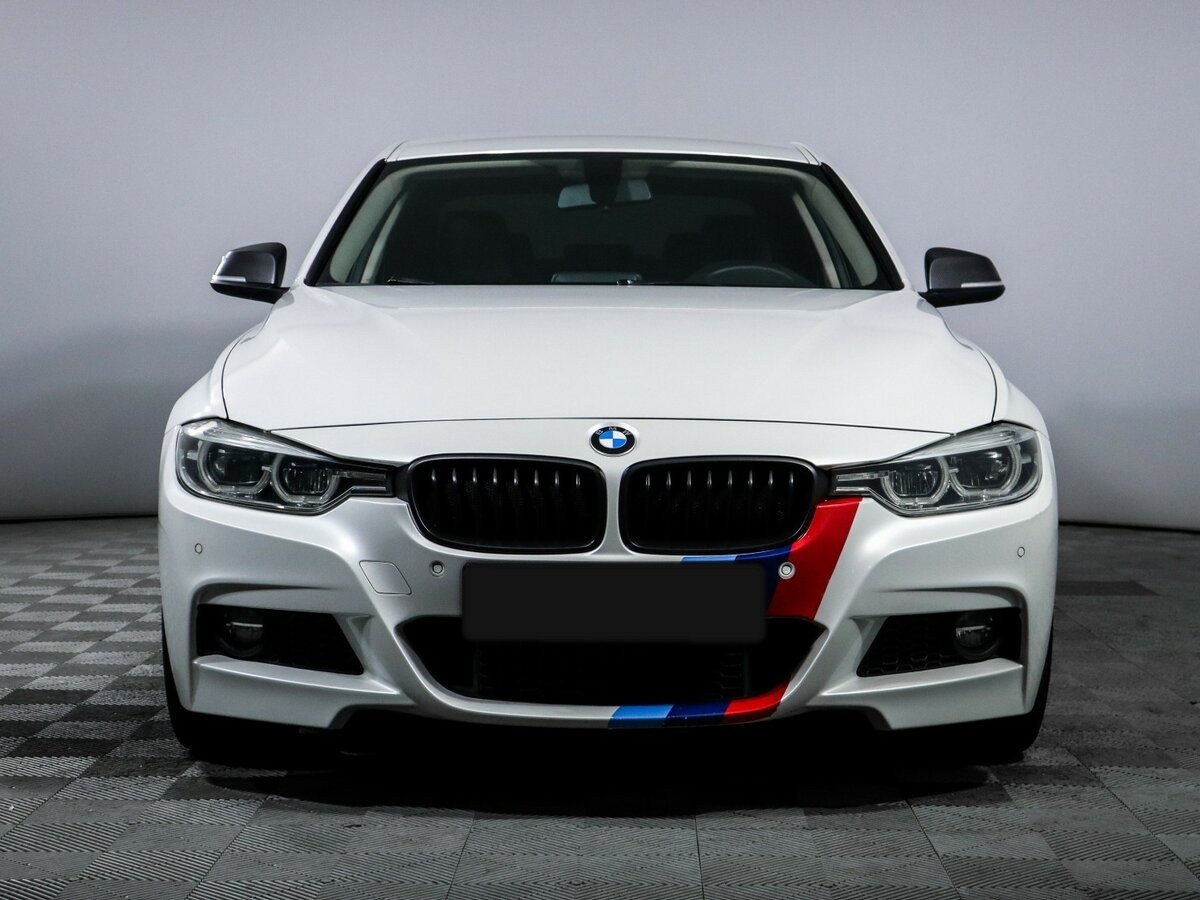 BMW 3 серии с пробегом — 2016 год. Фото: #1
