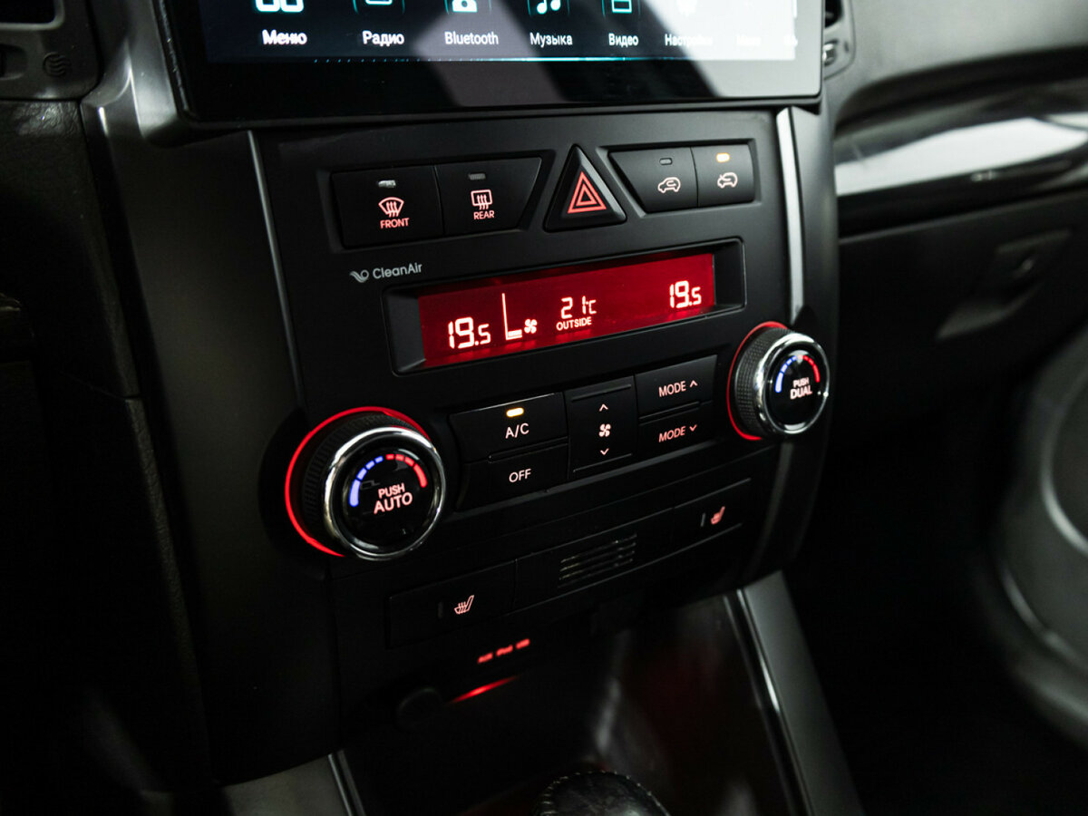 Kia Sorento с пробегом — 2012 год. Фото: #16